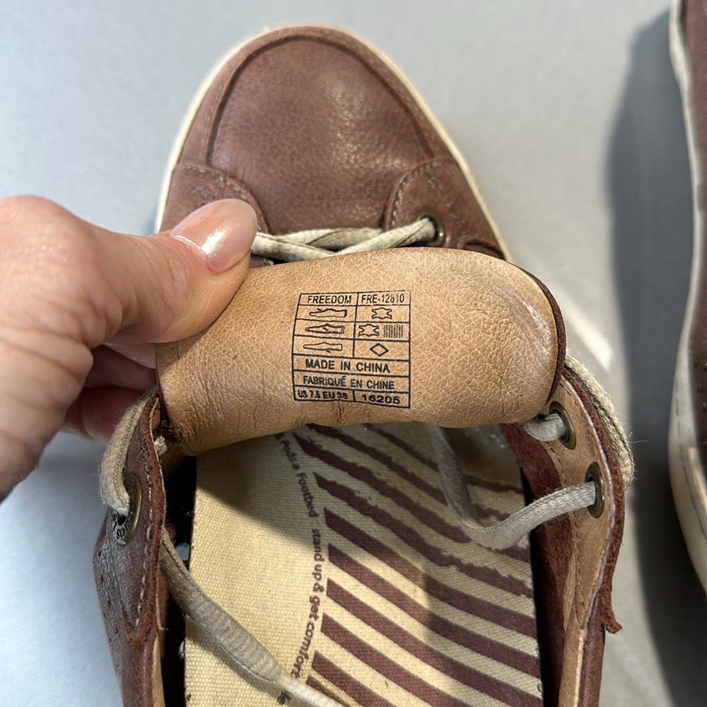 Women's Casual Perforated Leather Sneaker - Brown - Picture 12 of 12